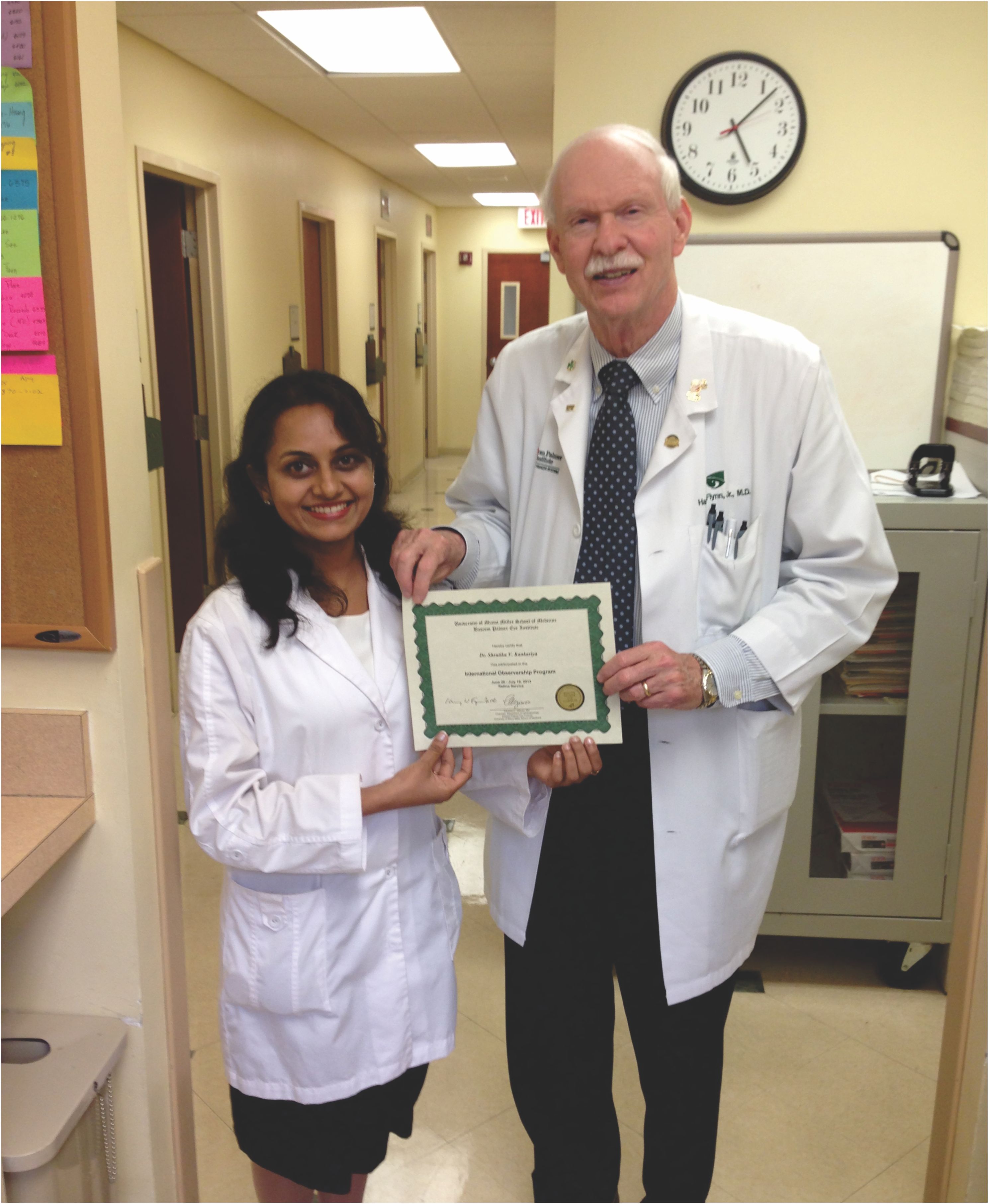 Dr. Shrutika Kankaryia Receiving Certificate of International Observership Program